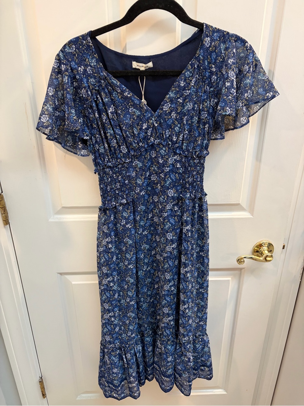 Blue Floral Midi Dress with Flutter Sleeves